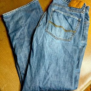 American Eagle blue jeans size 30x30 low rise boot cut
